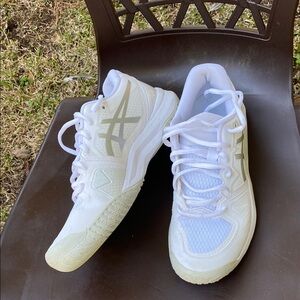 ASICS White Gel Challenger 14 Sneakers size 9